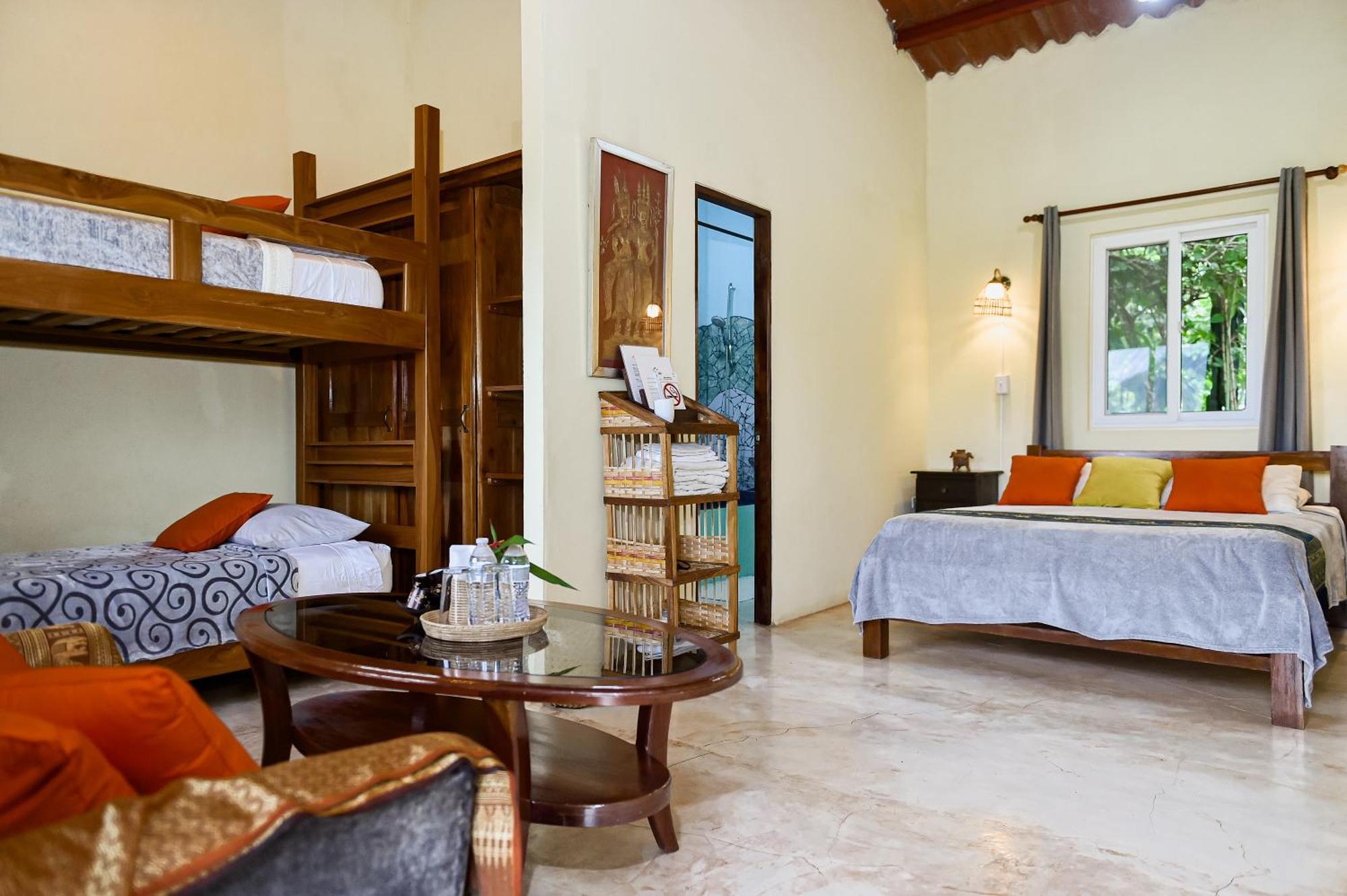 Anachoreo Hotel 3*